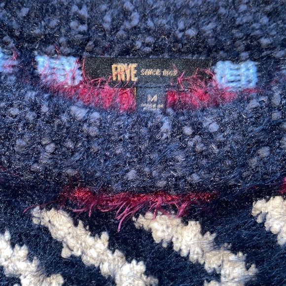 Frye NWT Sweater cropped Butter Soft / size Med - Picture 13 of 17